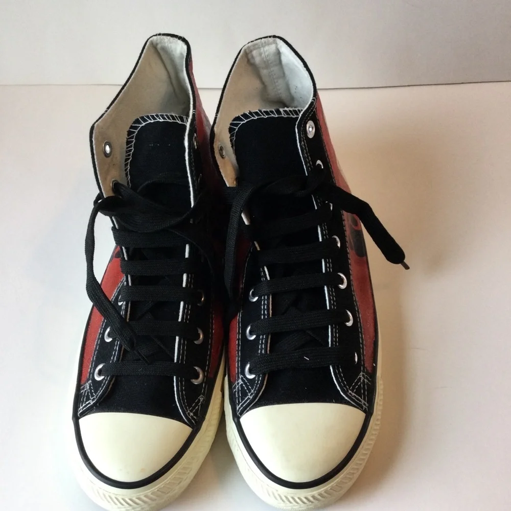 Tony-P Black and Red High-Top Sneakers with Chic Dog Design Size 40 or kids 7